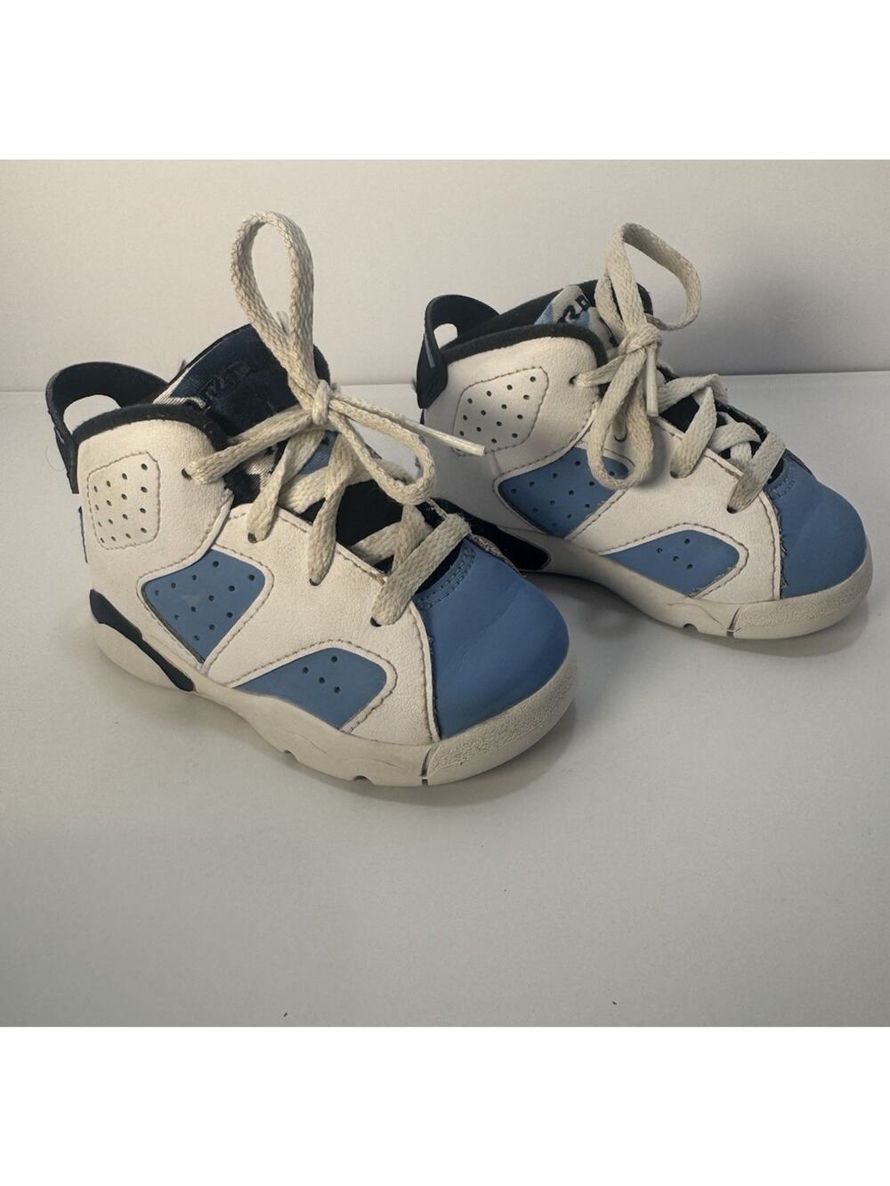 Jordan 6 Retro UNC White University Blue Toddler Size 5C DV3606-410